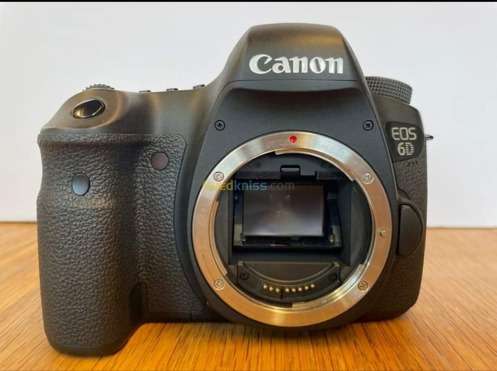 Canon 6d boitier nu 8k clics