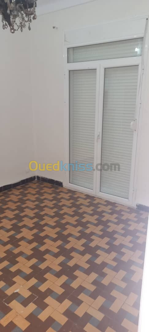 Location Appartement F4 Alger El biar