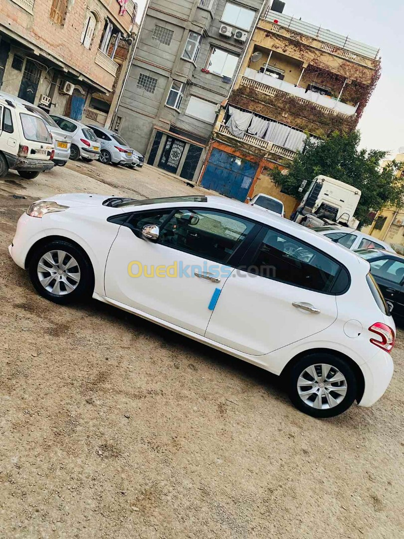 Peugeot 208 2012 Active