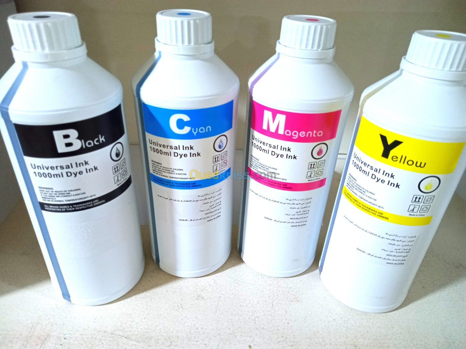 Encre Universel 1L Dye Ink (pack 4 couleurs : Black, Cyan, Magenta, Yellow)