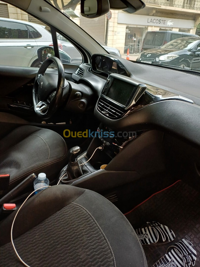 Peugeot 208 2019 Allure Facelift