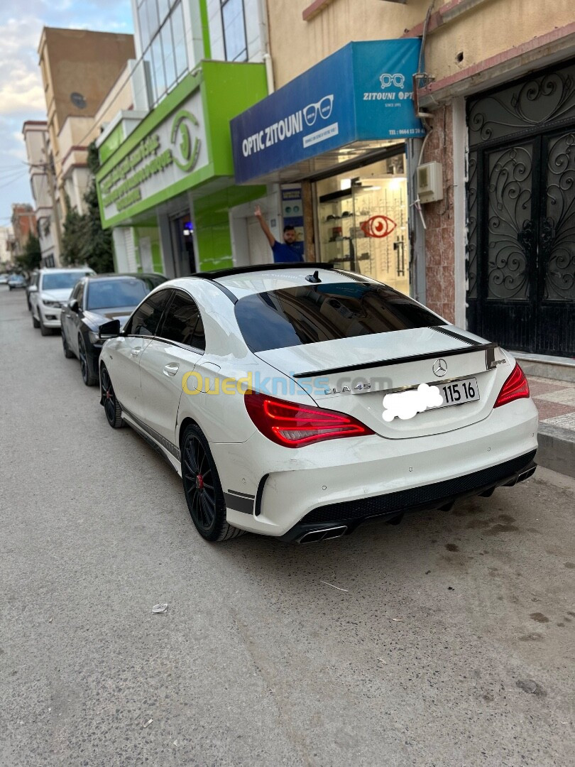 Mercedes CLA 2015  Coupé Edition One