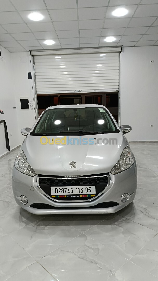 Peugeot 208 2013 Allure