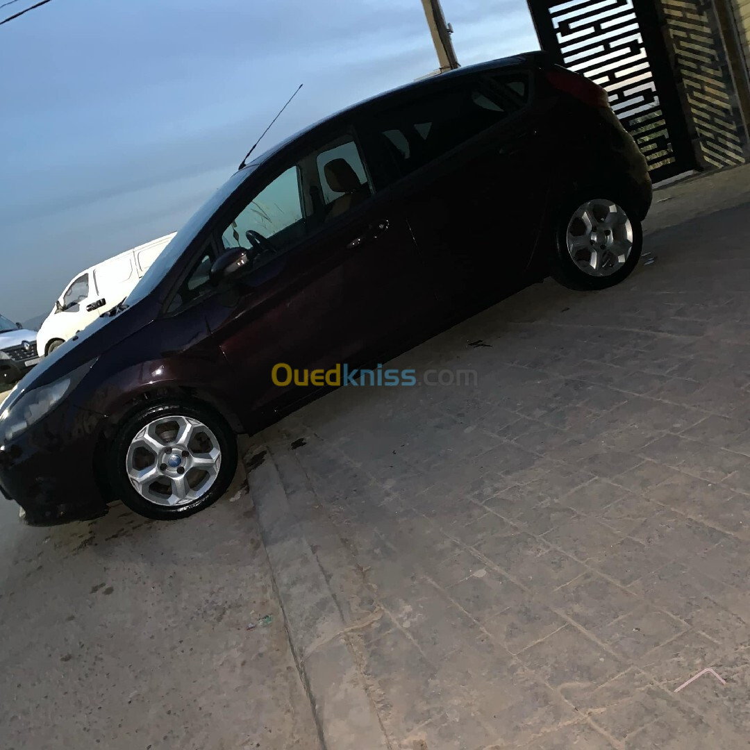 Ford Fiesta 2010 Titanium Sport pack