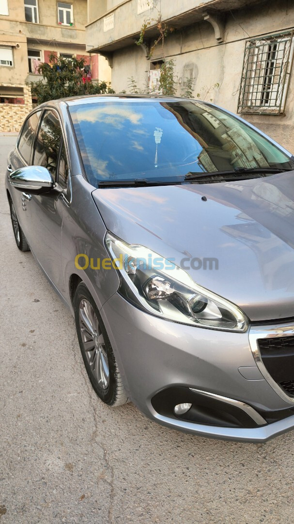 Peugeot 208 2019 Allure Facelift