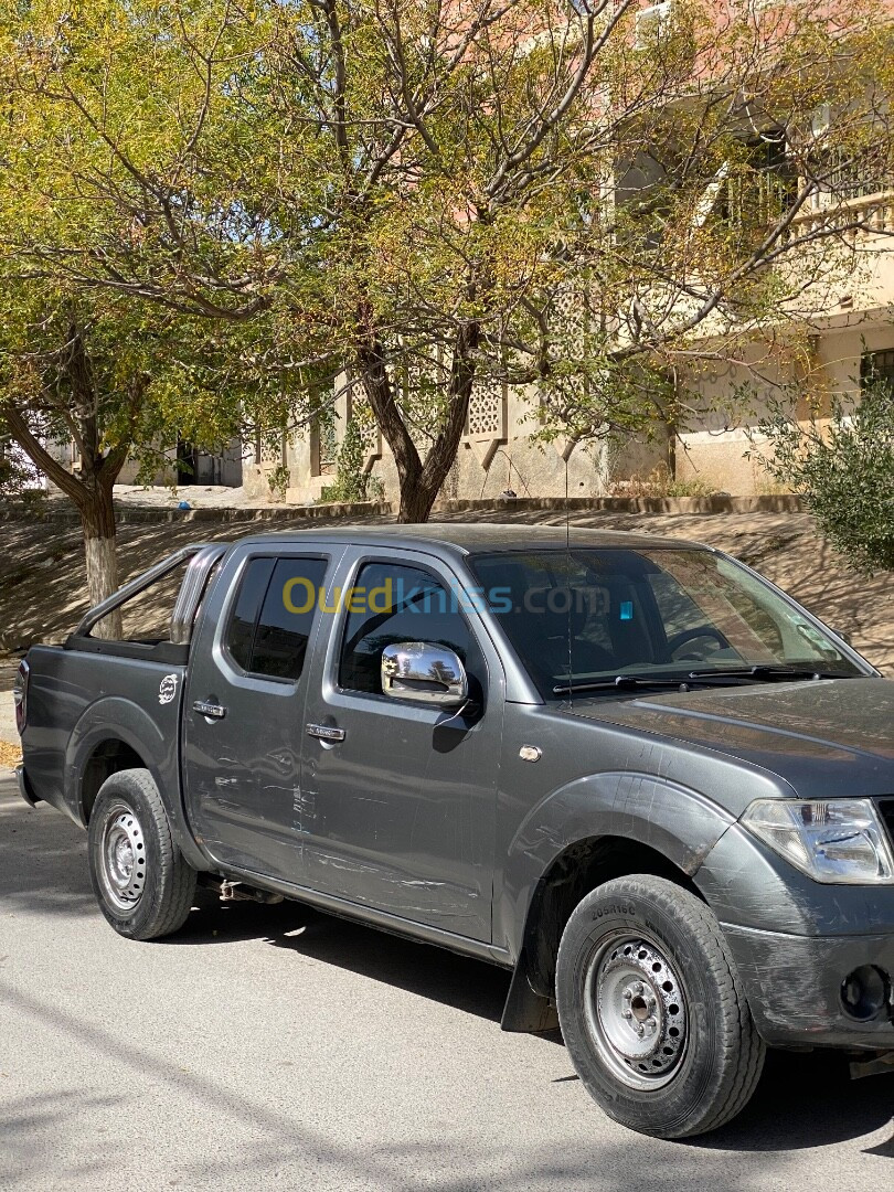 Nissan Navara 2013 Double Cabine 