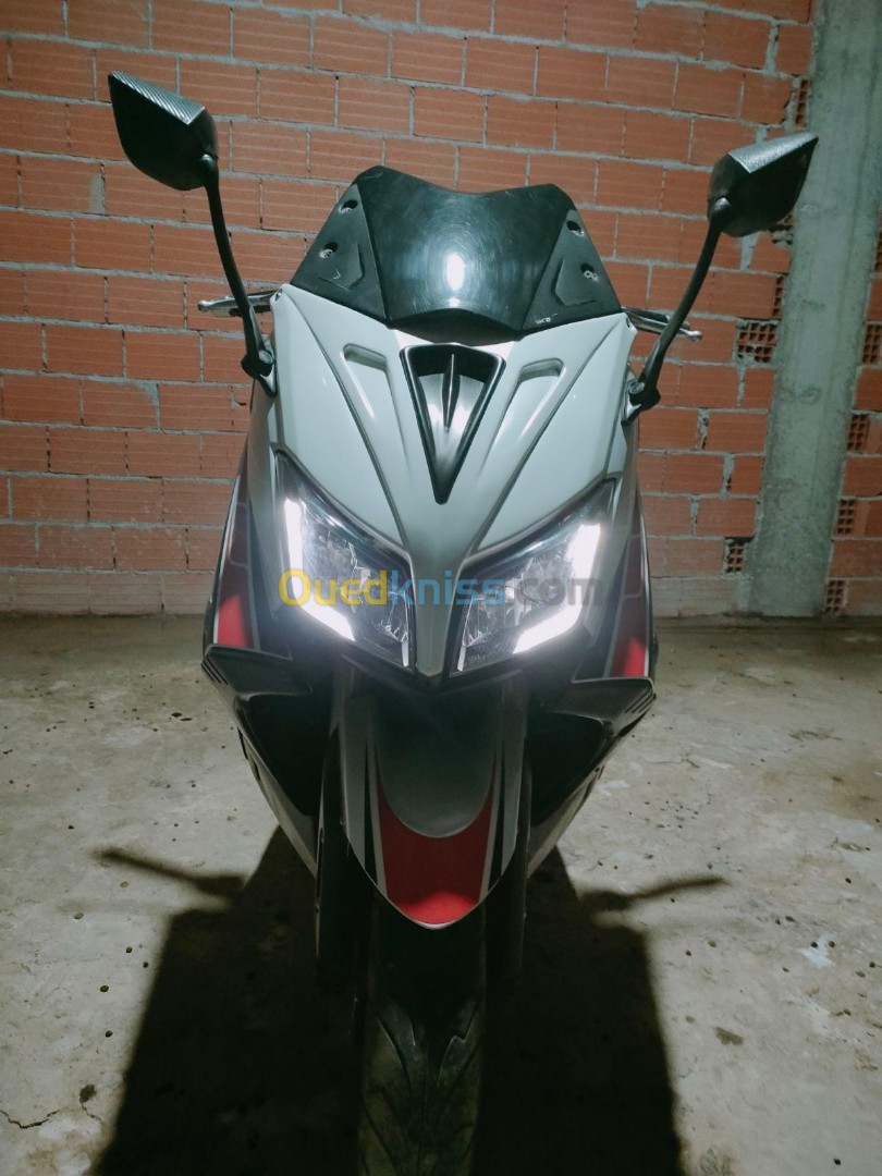 yamaha t max 2015