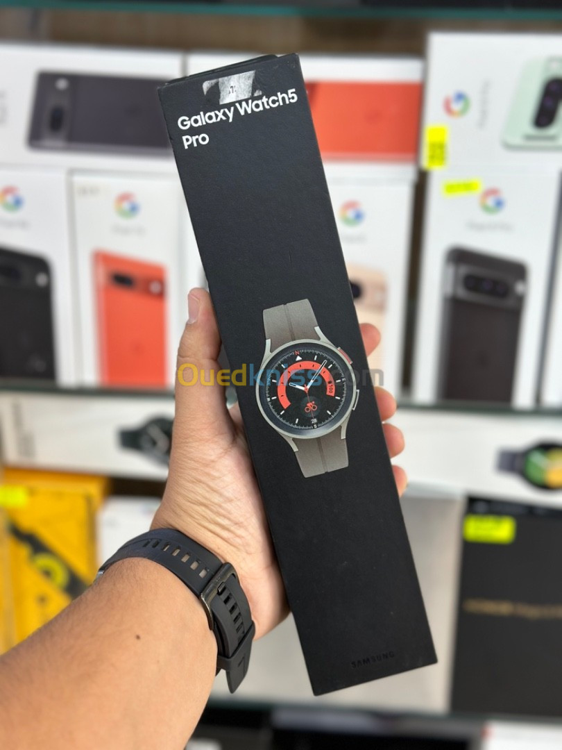 SAMSUNG GALAXY WATCH 5 PRO 45MM GPS + 4G LTE