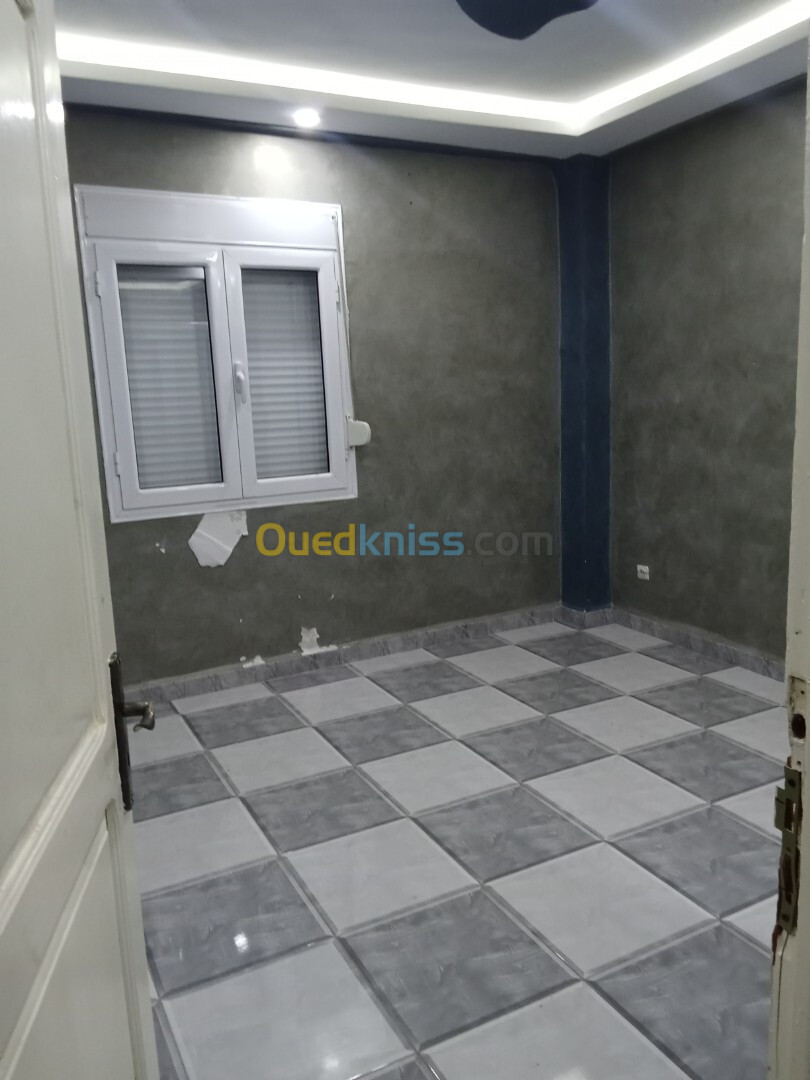 Vente Appartement F03 Alger Souidania