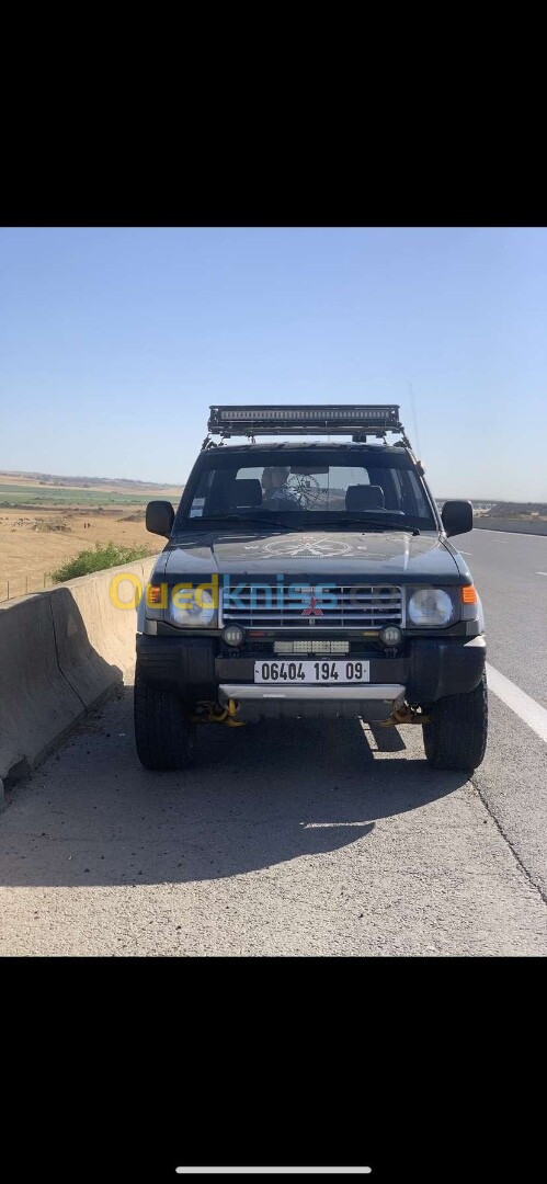 Mitsubishi Pajero Court 1994 Pajero Court