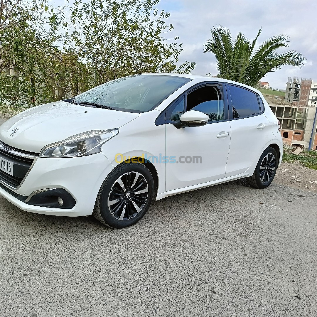 Peugeot 208 2019 Allure