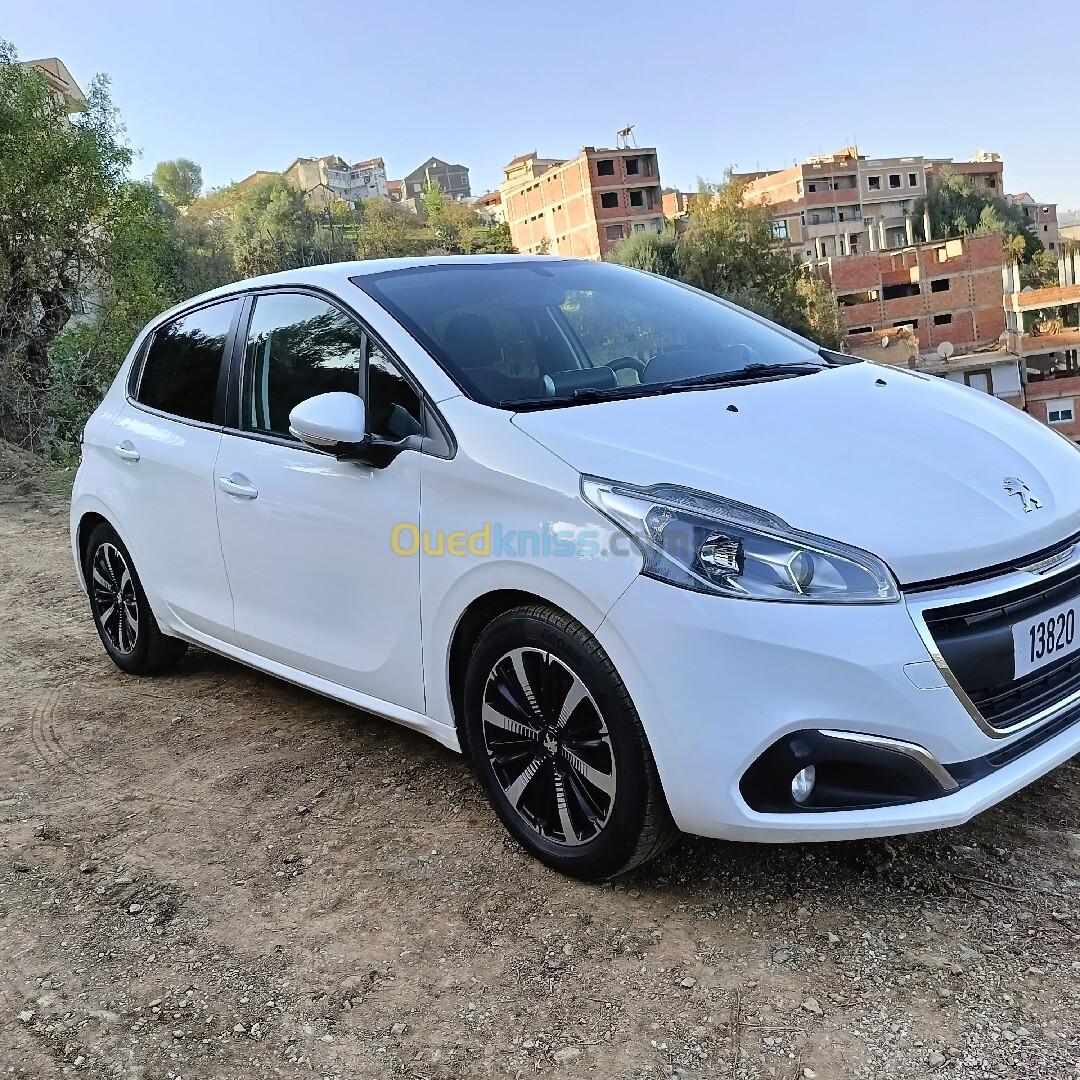 Peugeot 208 2019 Allure