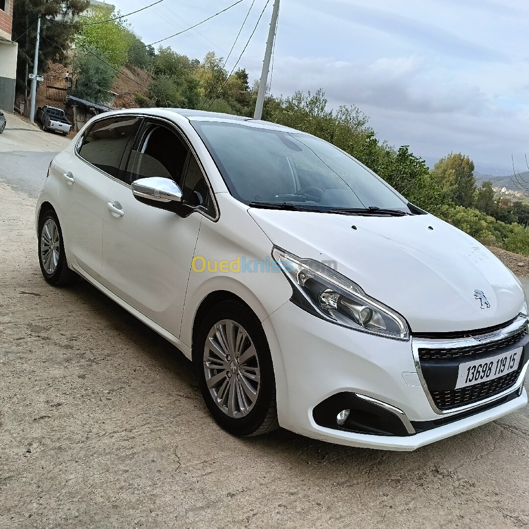 Peugeot 208 2019 Allure Facelift