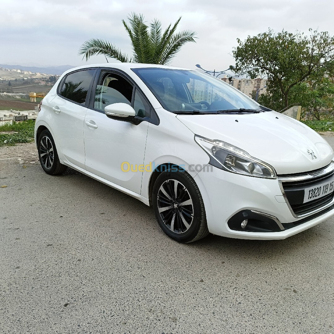 Peugeot 208 2019 Allure