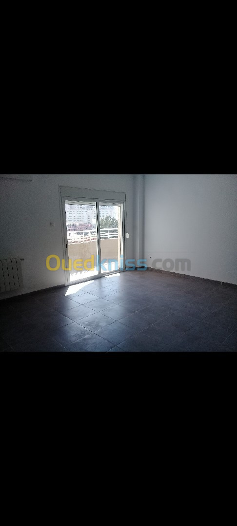 Vente Appartement F4 Alger Cheraga