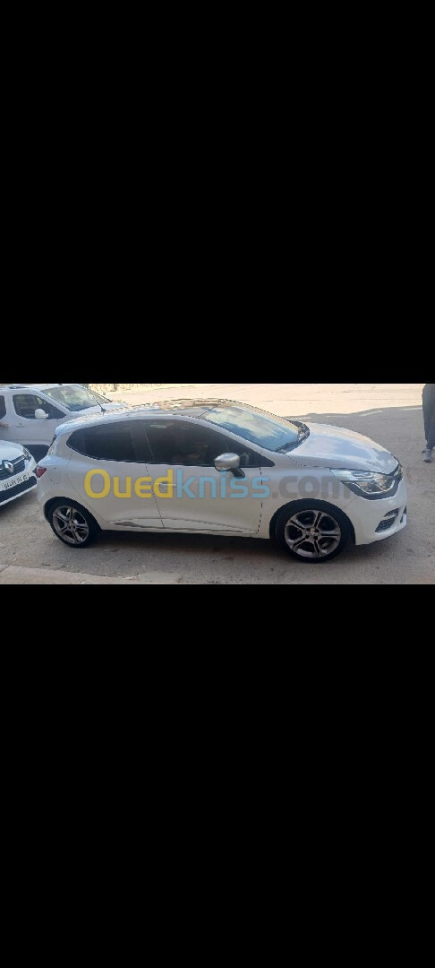 Renault Clio 4 2015 GT Line +