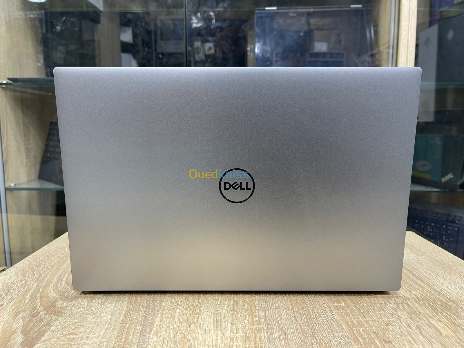 LAPTOP DELL PRESICION 5570 |i7 12eme |RAM 64Go | SSD 1TB |Ecran 16 iPS FHD+ |RTX A1000 4Go |etat10/1