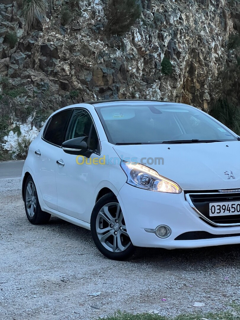 Peugeot 208 2015 Allure