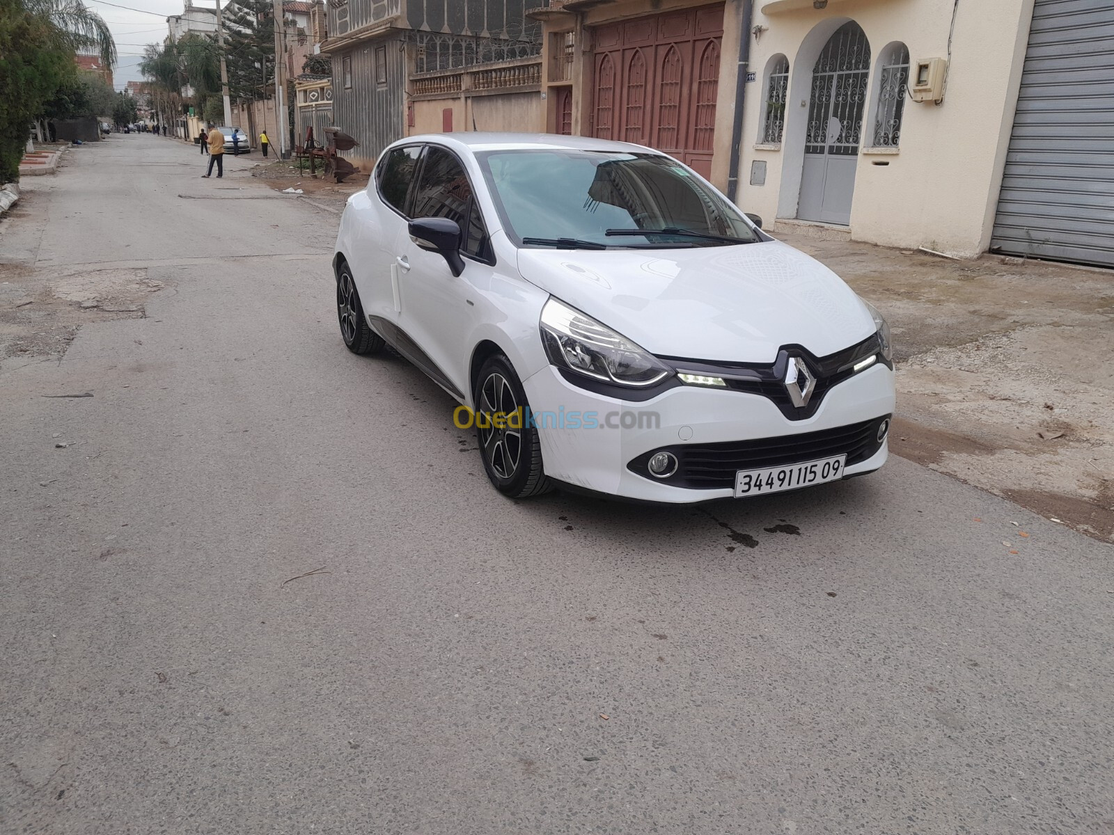 Renault Clio 4 2015 Limited 2