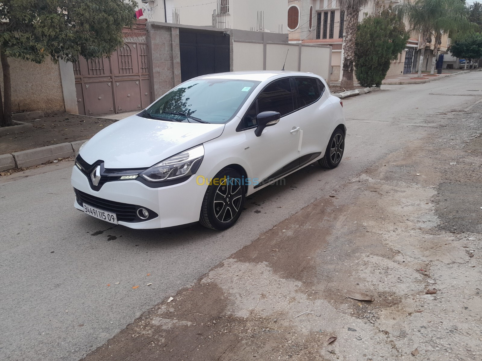 Renault Clio 4 2015 Limited 2