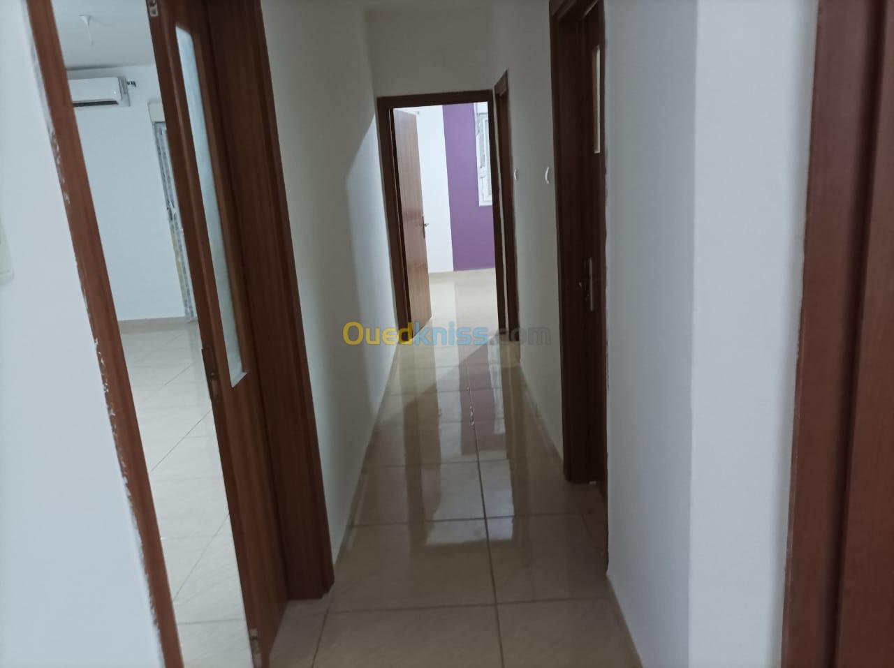 Location Appartement F4 Alger Staoueli