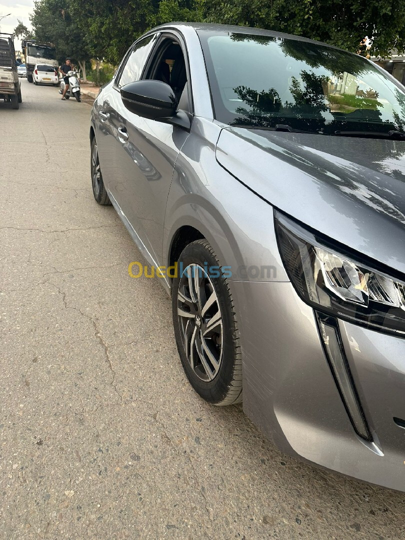 Peugeot 208 2022 Access Facelift