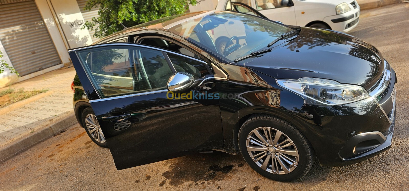 Peugeot 208 2019 Allure