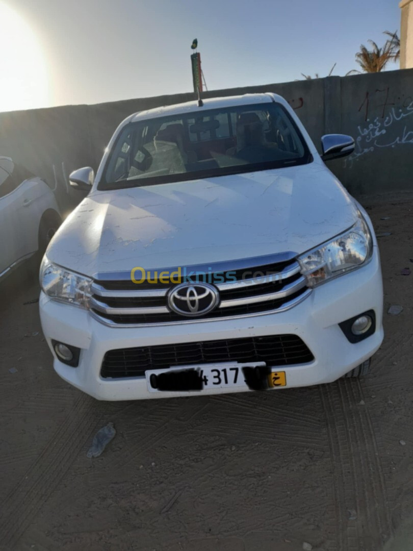 Toyota Hilux 2017 LEGEND DC 4x4