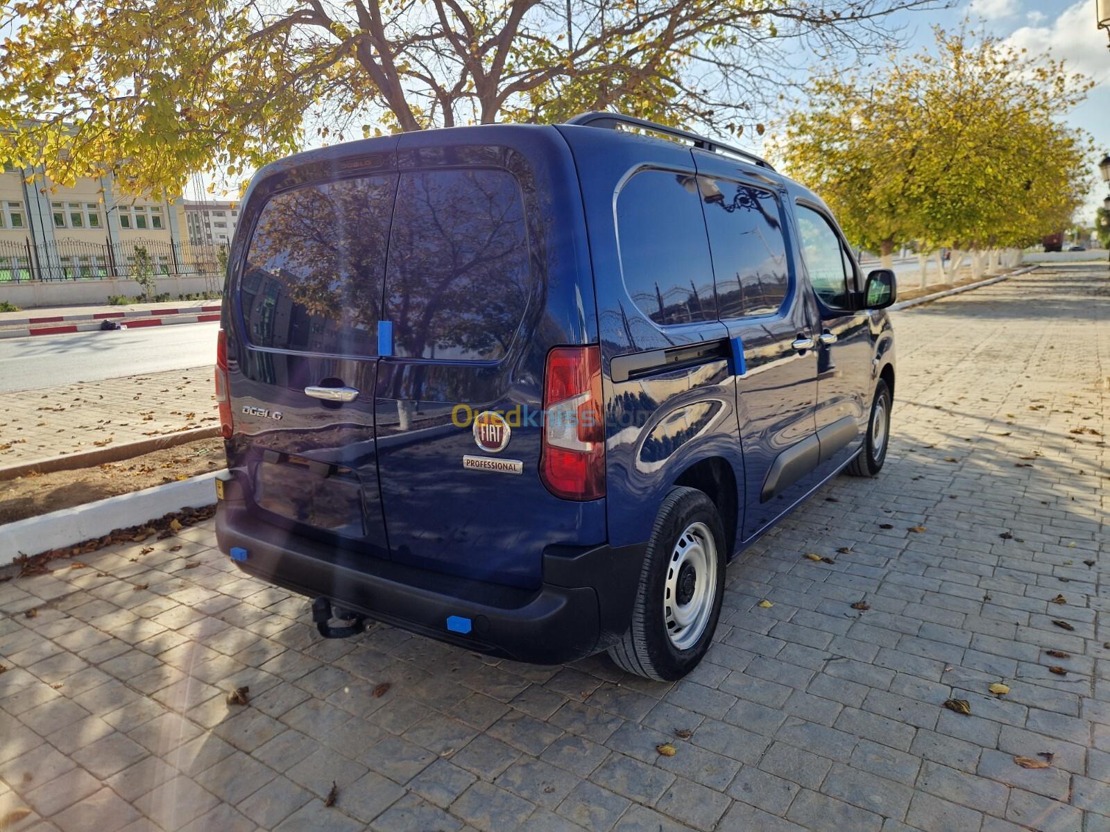 Fiat Doblo 2023 Italien