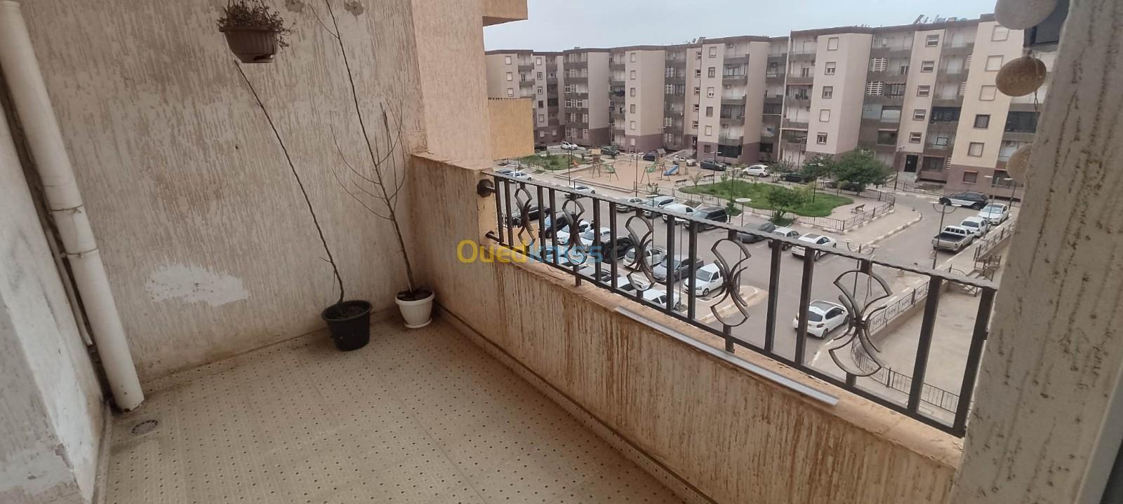 Location Appartement F4 Oran Bir el djir