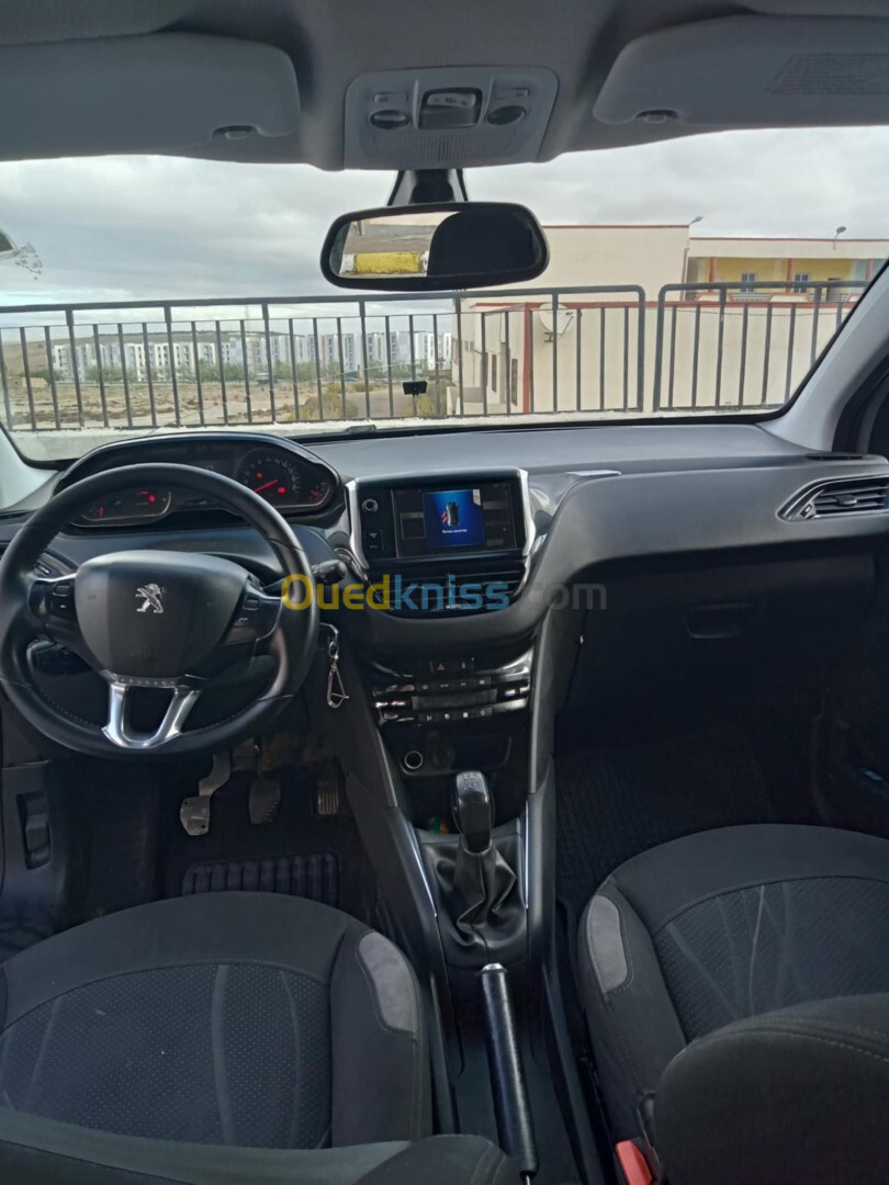 Peugeot 208 2013 Allure