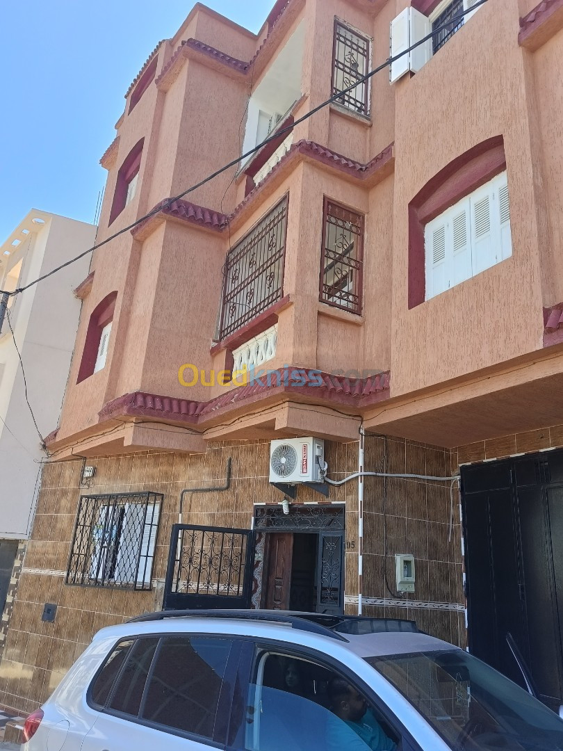 Location Appartement F2 Tlemcen Marsa ben mhidi