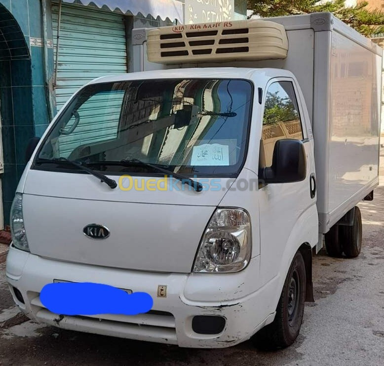 Kia kia frigo  k2700 2011