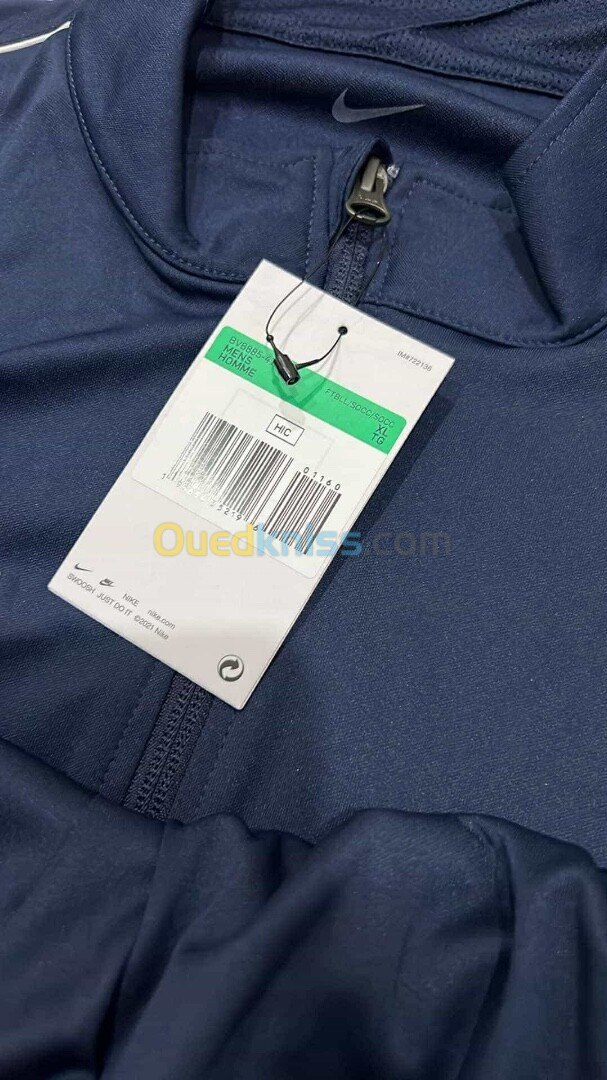 Survêtement nike dri fit original taille xl