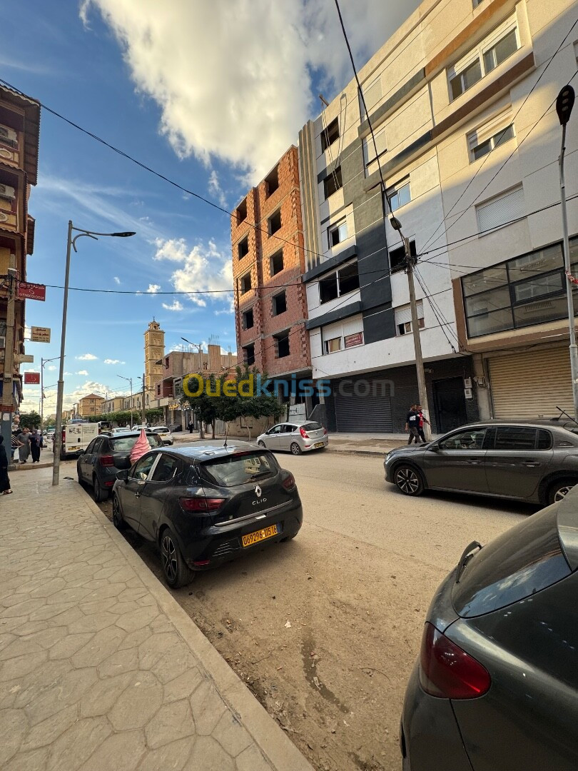 Vente Appartement F4 Alger Bordj el bahri