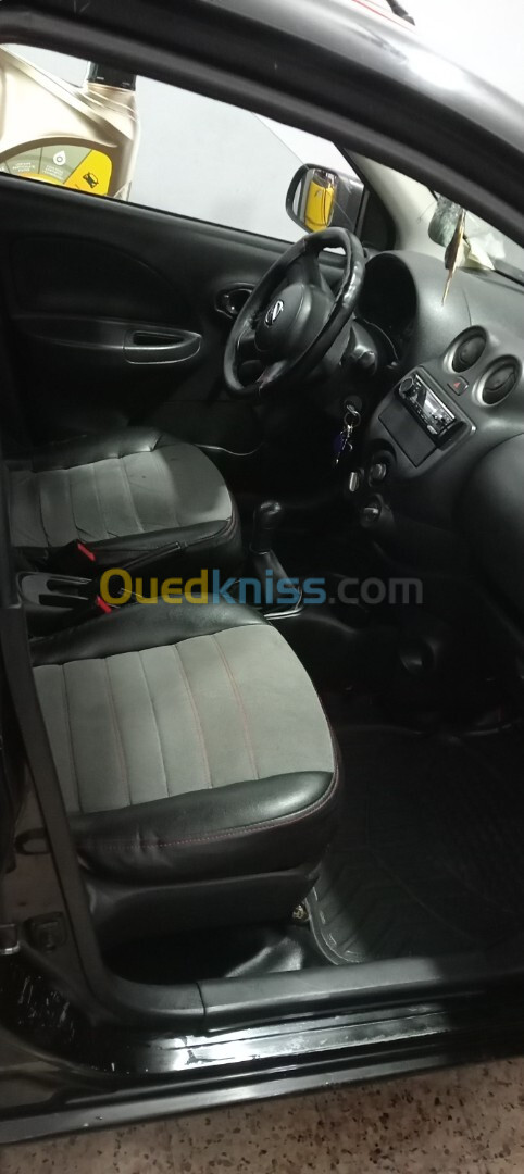 Nissan Micra 2011 