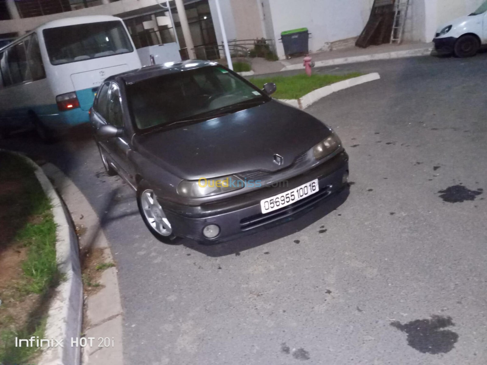 Renault Laguna 1 2000 Laguna 1