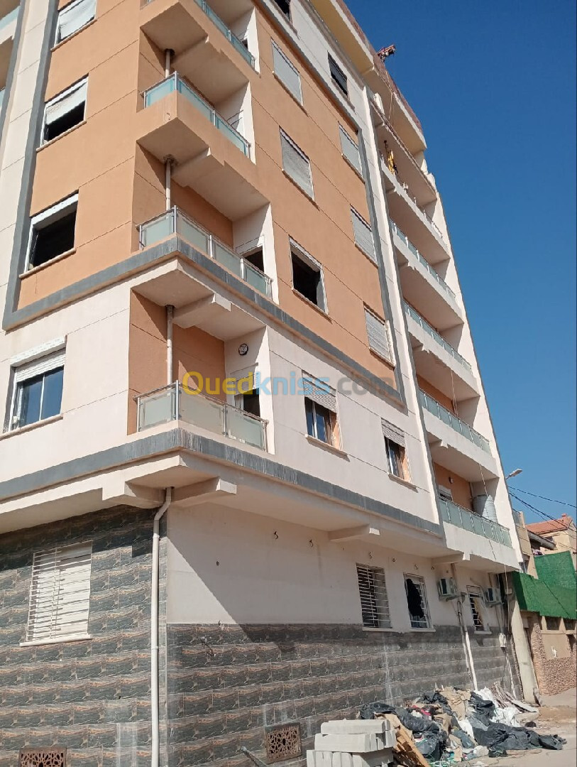 Vente Appartement F4 Alger Bordj el bahri