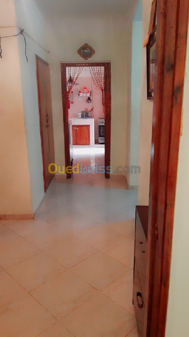 Location vacances Appartement F3 Mostaganem Mostaganem