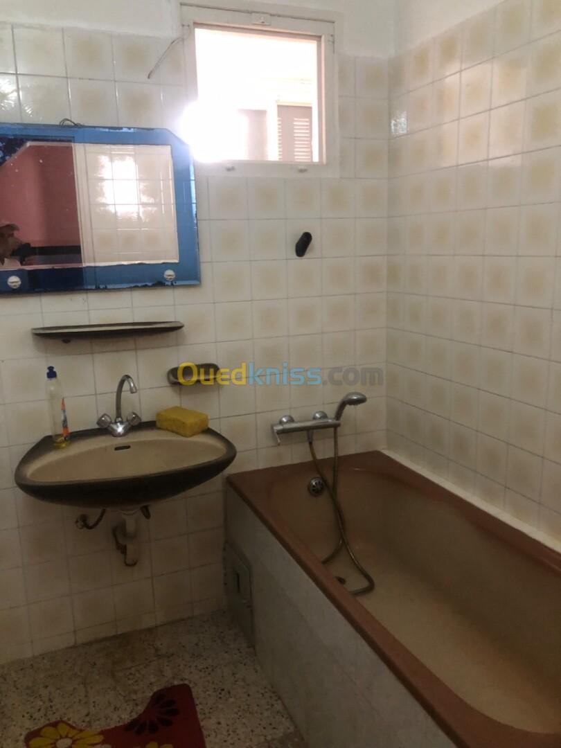 Location vacances Appartement F3 Jijel Jijel