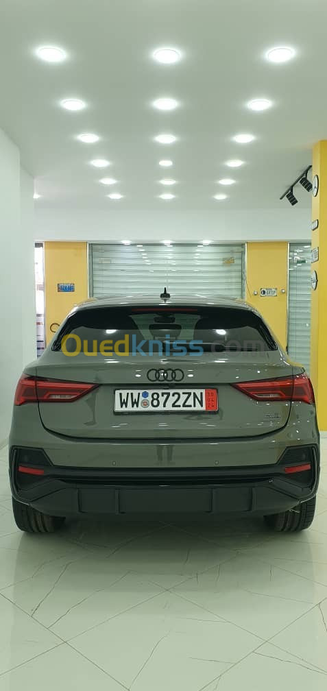 Audi Q3 2024 S line quattro