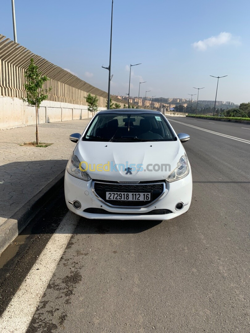 Peugeot 208 2012 Allure