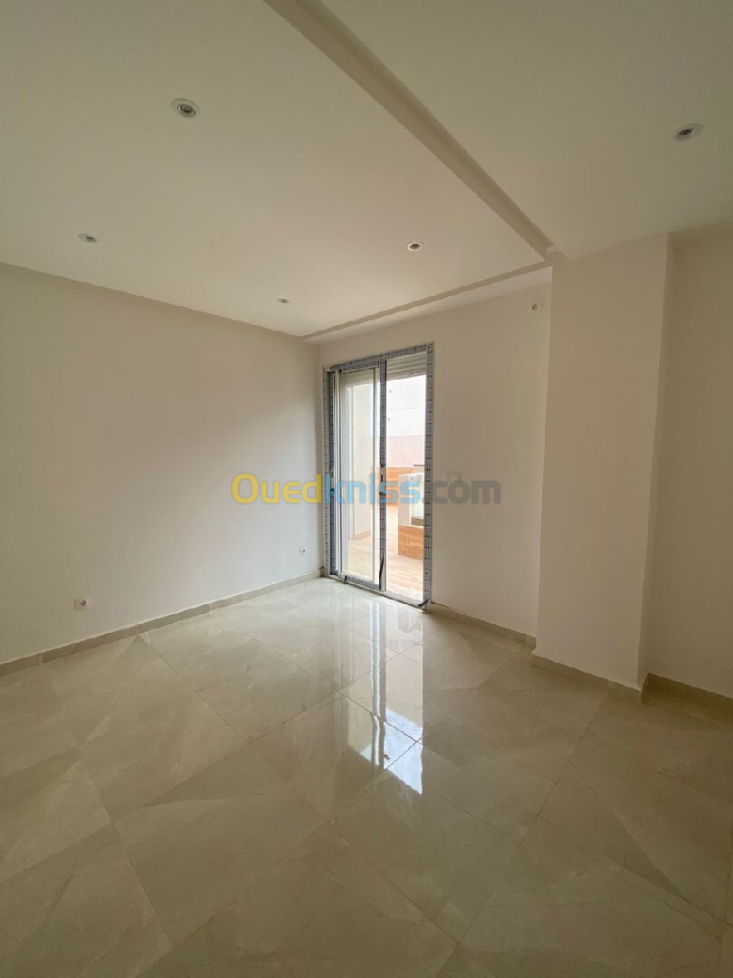 Vente Appartement F4 Alger El achour