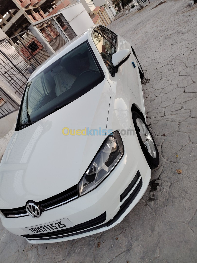 Volkswagen Golf 7 2015 Trendline +