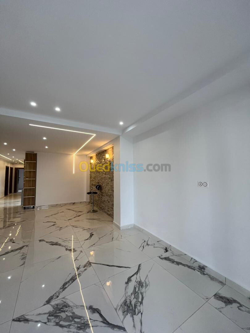 Vente Appartement F4 Alger Cheraga