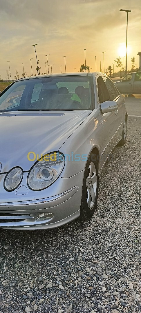 Mercedes Classe E 2002 E220