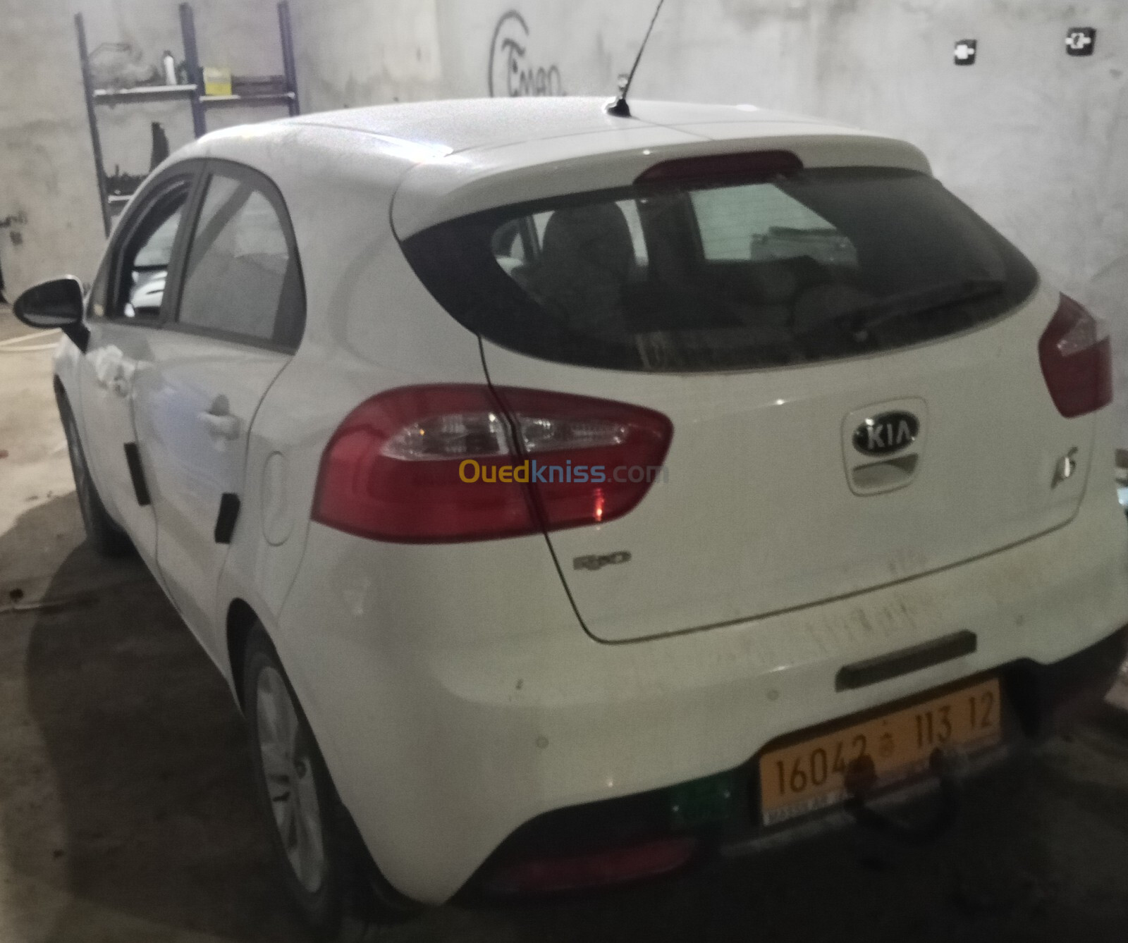 Kia Rio 5 portes 2013 كوبي