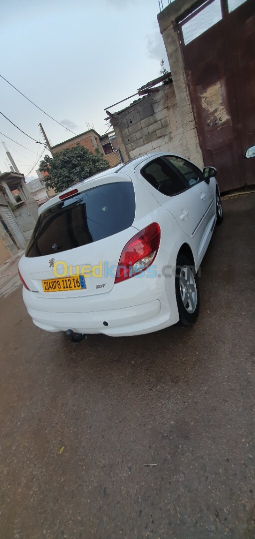 Peugeot 207 2012 