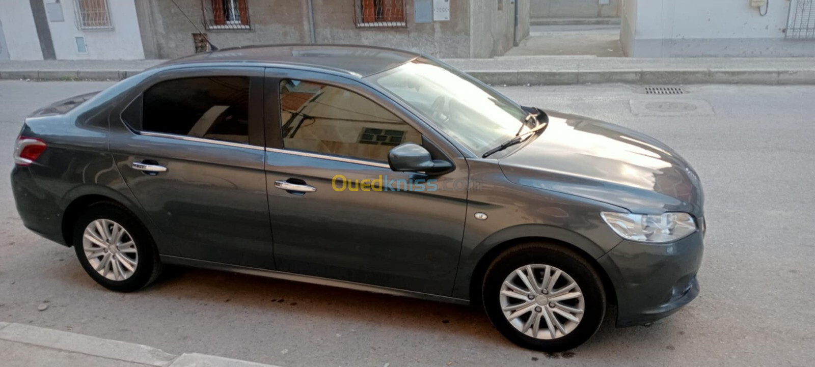 Peugeot 301 2014 301