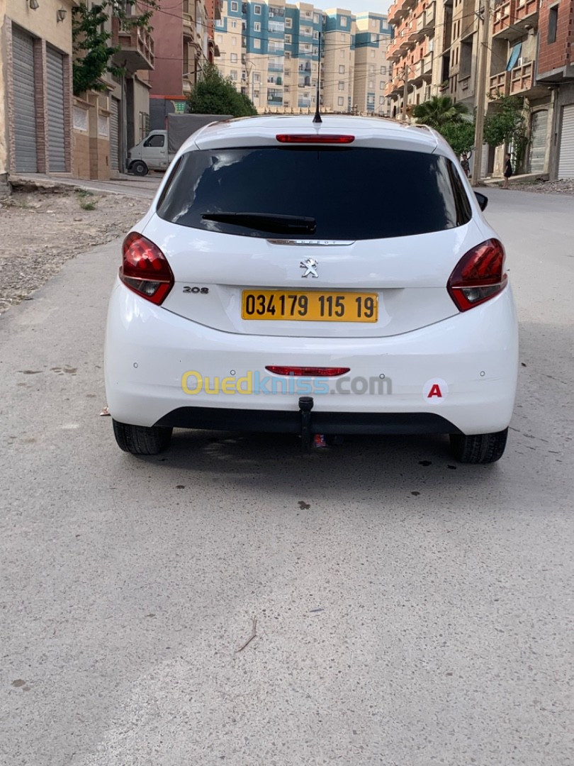 Peugeot 208 2015 Allure Facelift